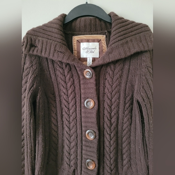 Abercrombie & Fitch Chocolate Cable Knit Cardigan Wool Blend L(Juniors) Small(W) - Picture 13 of 16